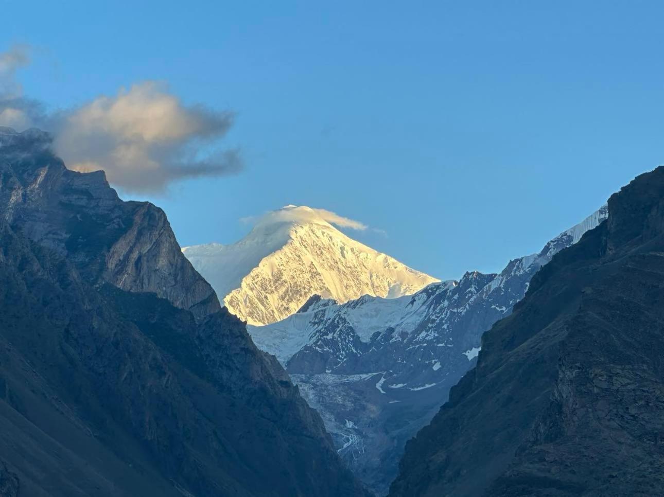 Backpackers Stories By Old Hunza Inn Karimabad  Exteriör bild